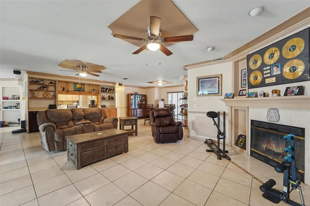 5825 S Bob White Drive Homosassa FL 34446