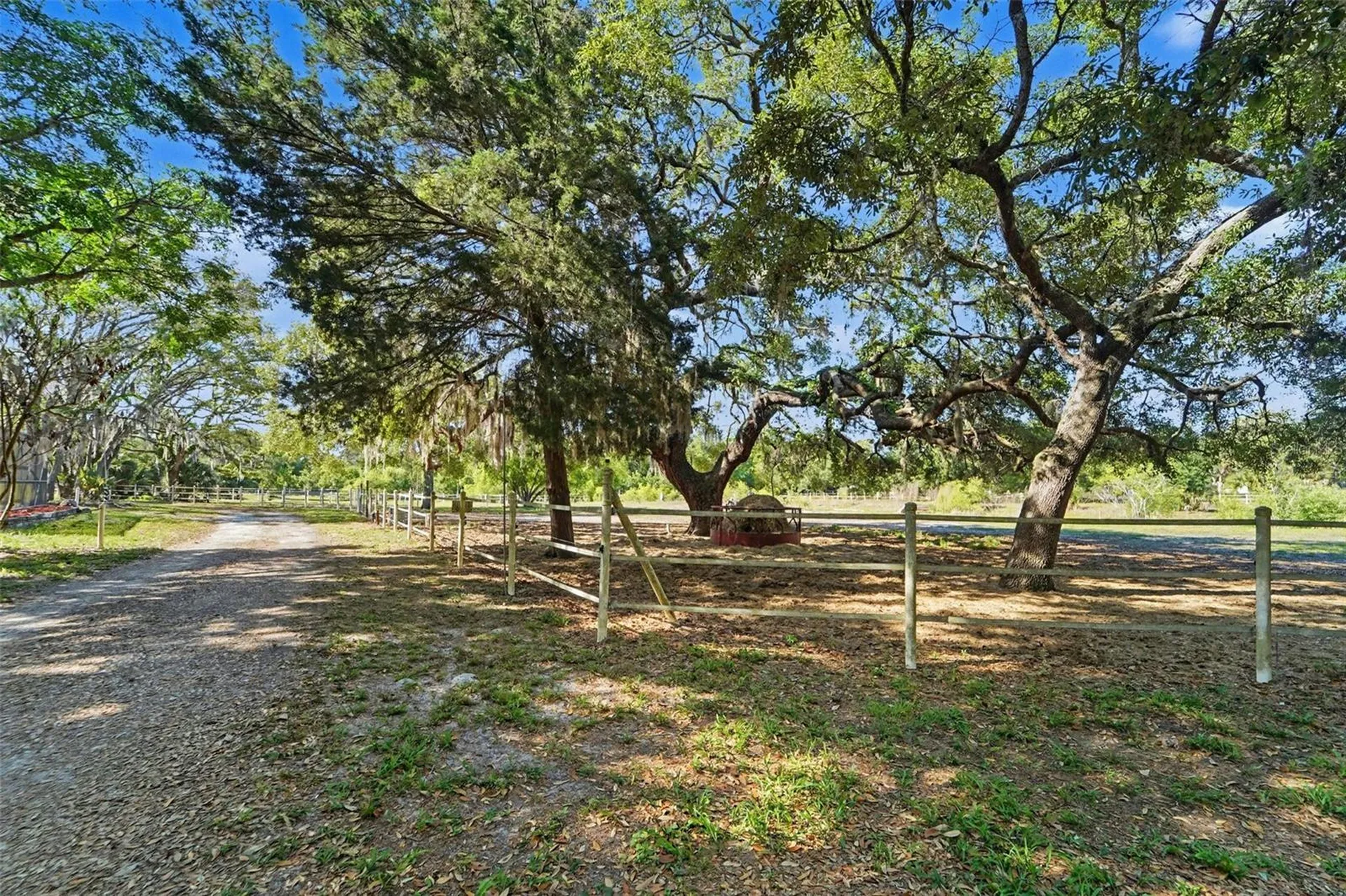 5825 S Bob White Drive Homosassa FL 34446