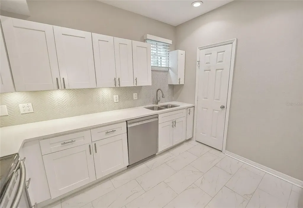 501 Knights Run Avenue Tampa FL 33602