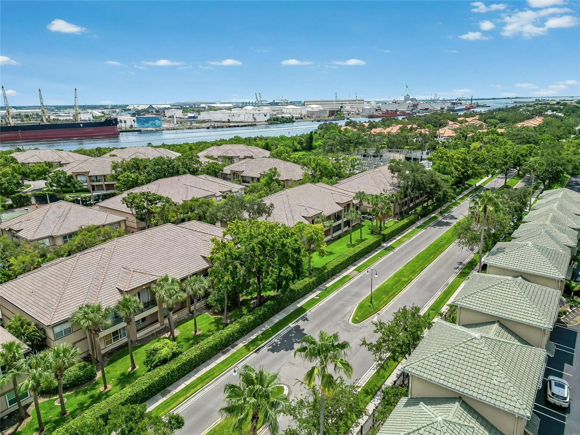 501 Knights Run Avenue Tampa FL 33602