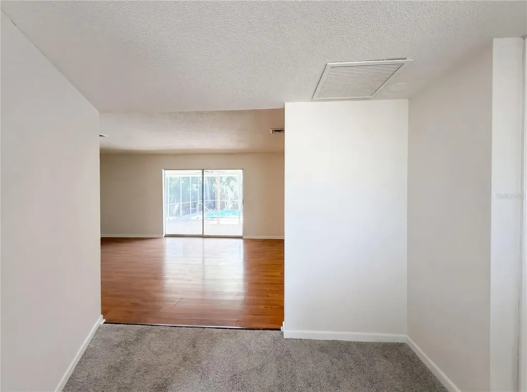 6712 Conetta Drive Sarasota FL 34243