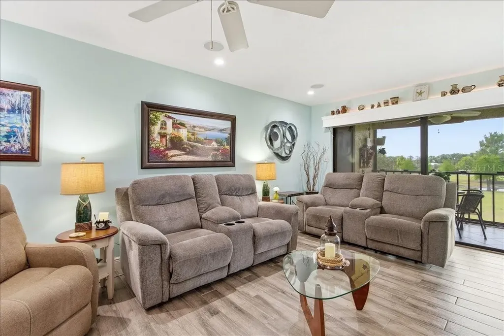 6111 Lake Pointe Drive Orlando FL 32822