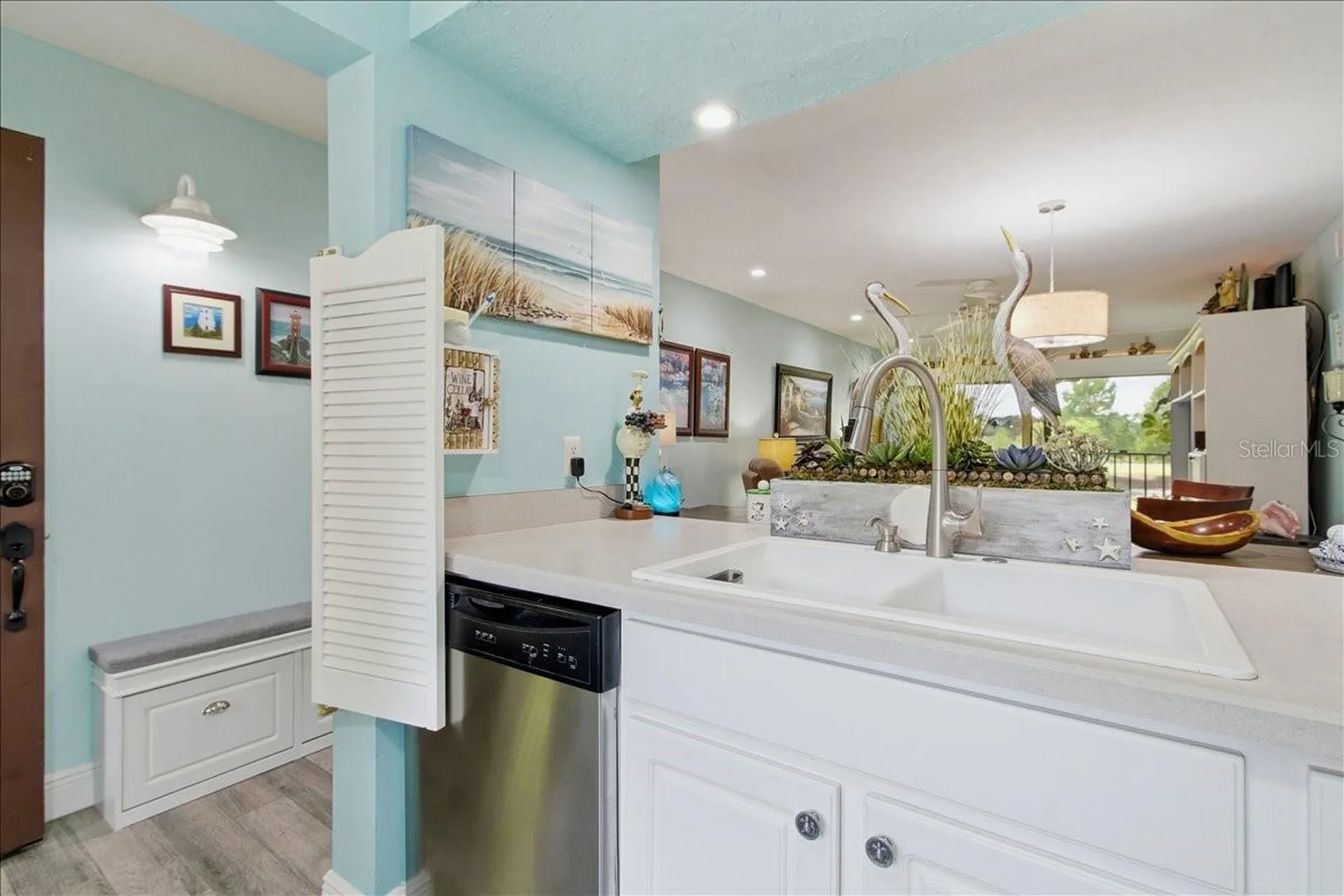 6111 Lake Pointe Drive Orlando FL 32822