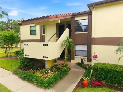 6111 Lake Pointe Drive Orlando FL 32822