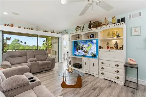 6111 Lake Pointe Drive Orlando FL 32822