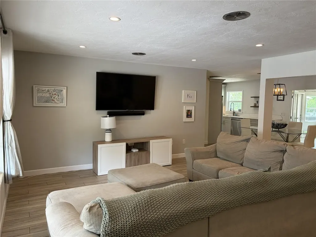 7503 Starfish Drive Sarasota FL 34231