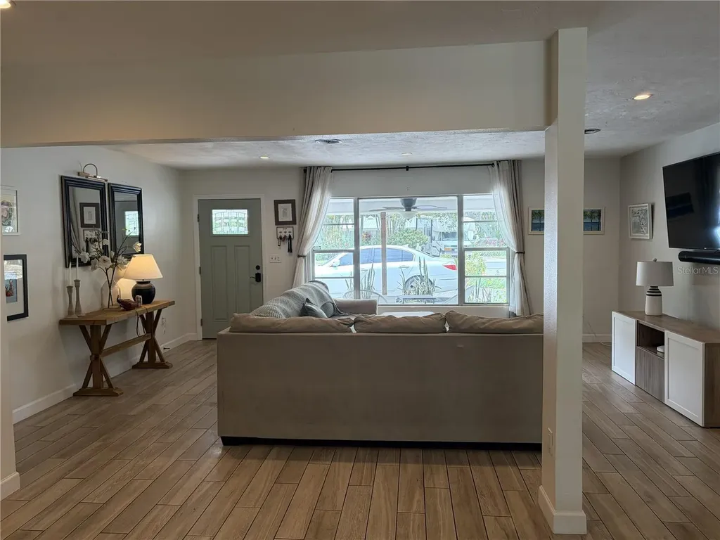 7503 Starfish Drive Sarasota FL 34231