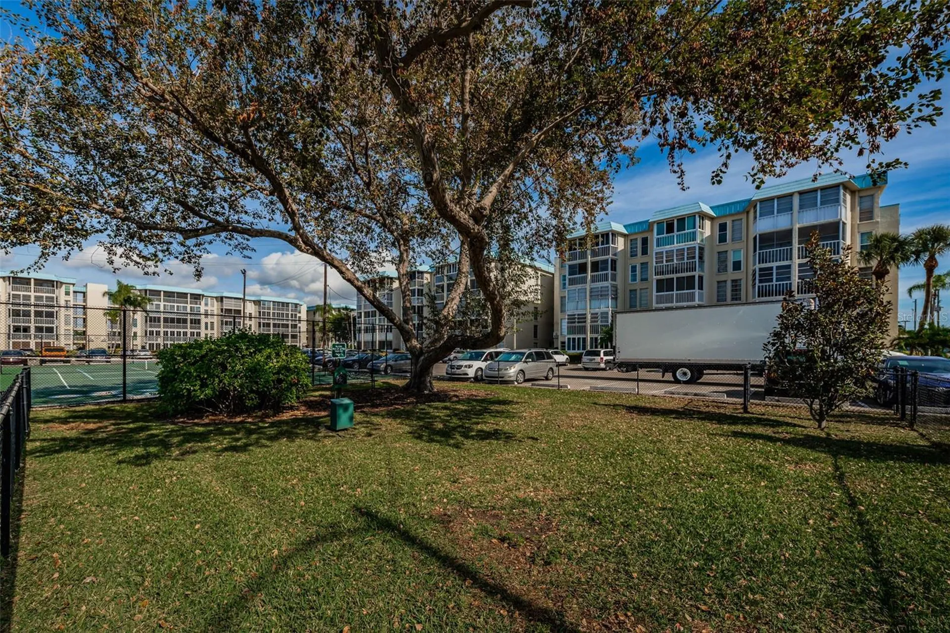4908 38th Way S St Petersburg FL 33711