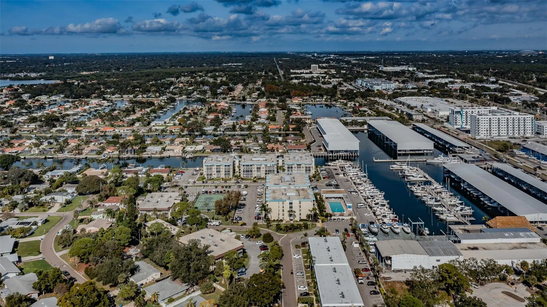 4908 38th Way S St Petersburg FL 33711