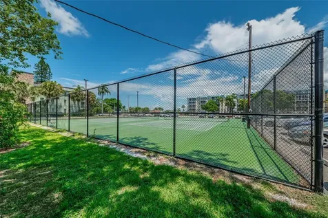 4908 38th Way S St Petersburg FL 33711