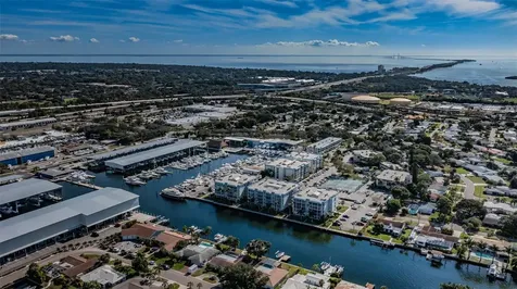 4908 38th Way S St Petersburg FL 33711