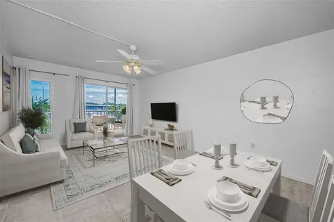 4908 38th Way S St Petersburg FL 33711