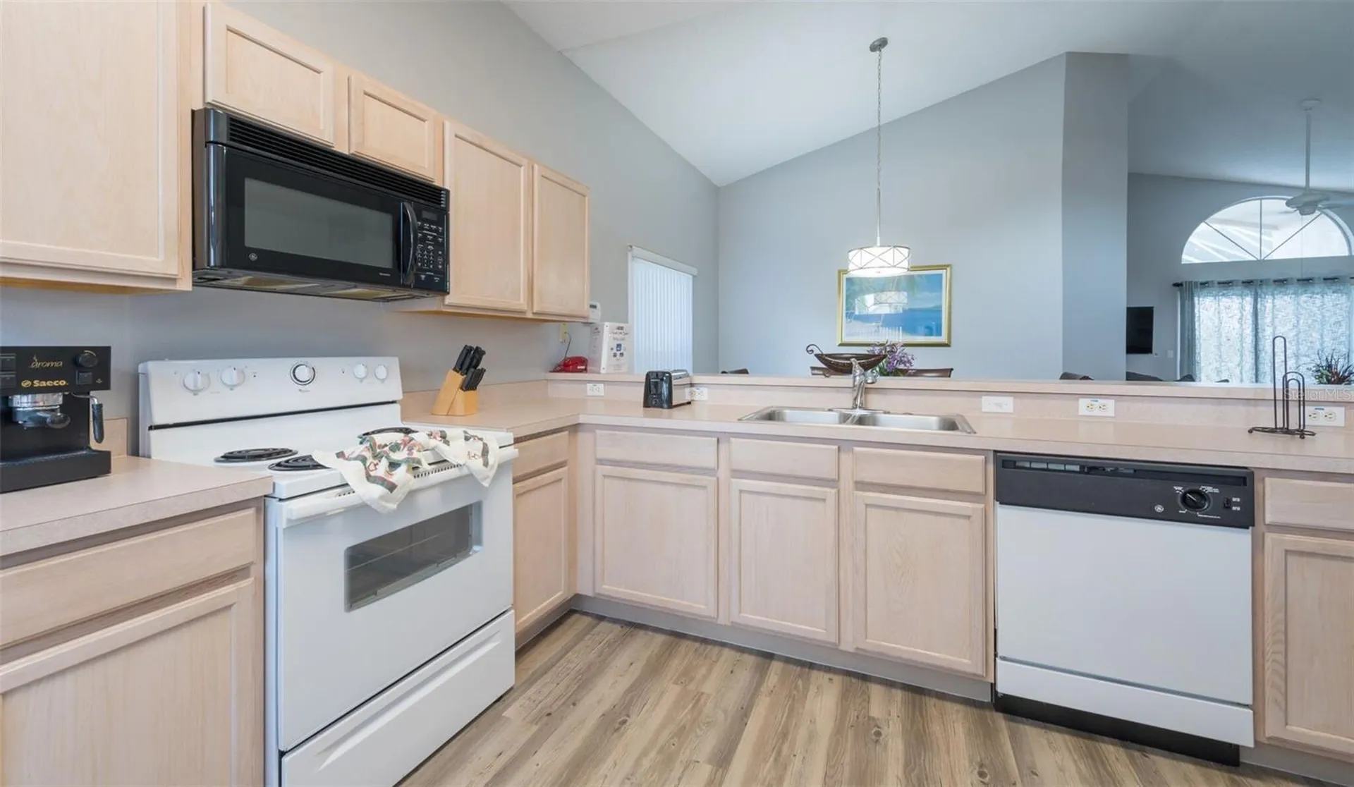211 Aylesbury Lane Davenport FL 33837