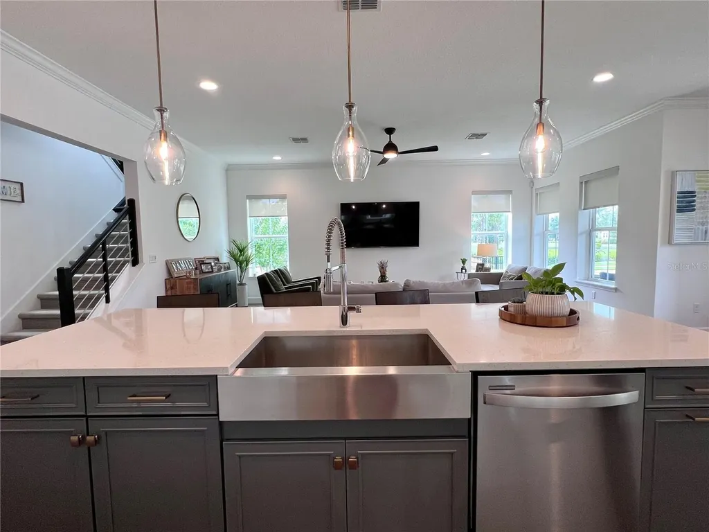 7002 Arnoldson Street Orlando FL 32827
