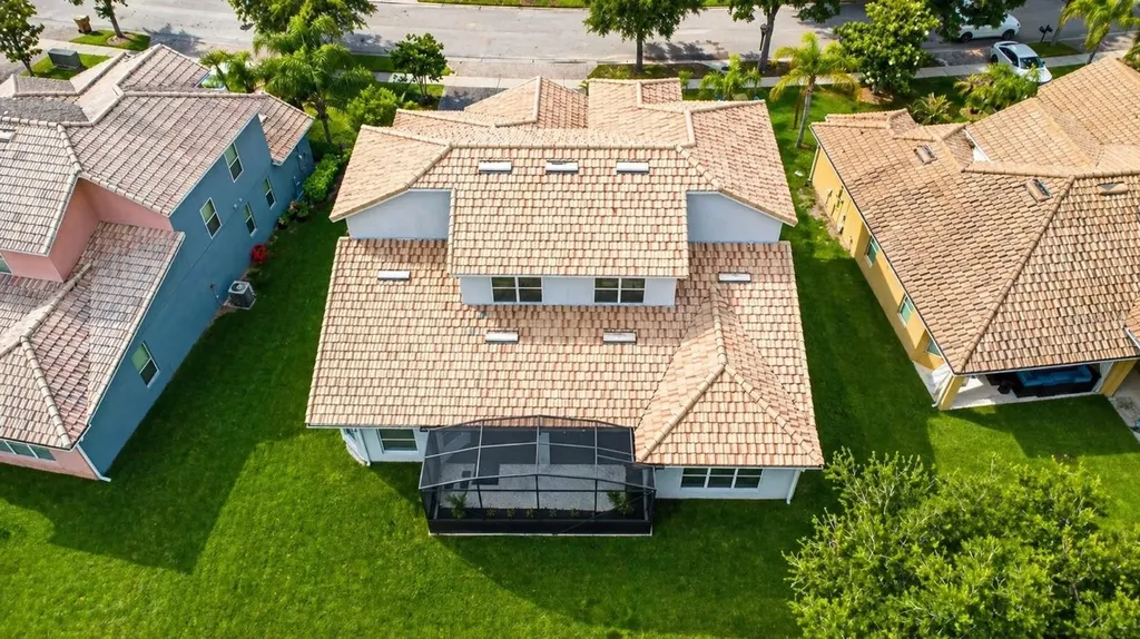 3747 Eagle Isle Circle Kissimmee FL 34746