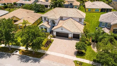 3747 Eagle Isle Circle Kissimmee FL 34746
