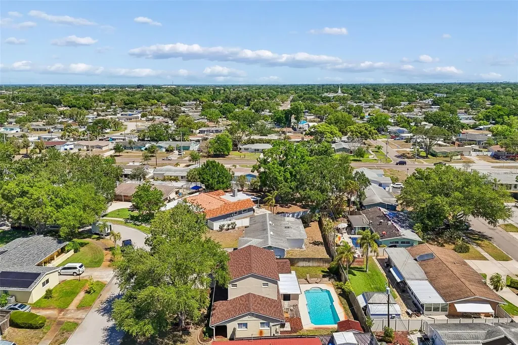 2863 60th Way N St Petersburg FL 33710