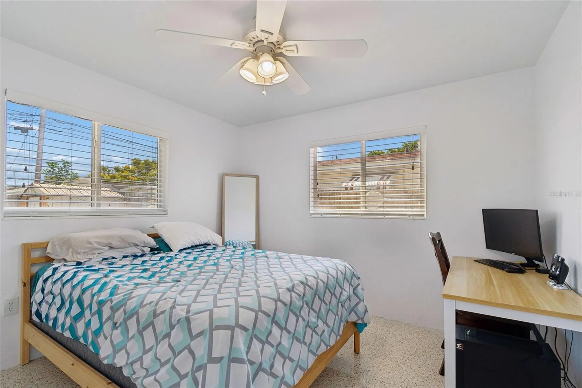 2863 60th Way N St Petersburg FL 33710