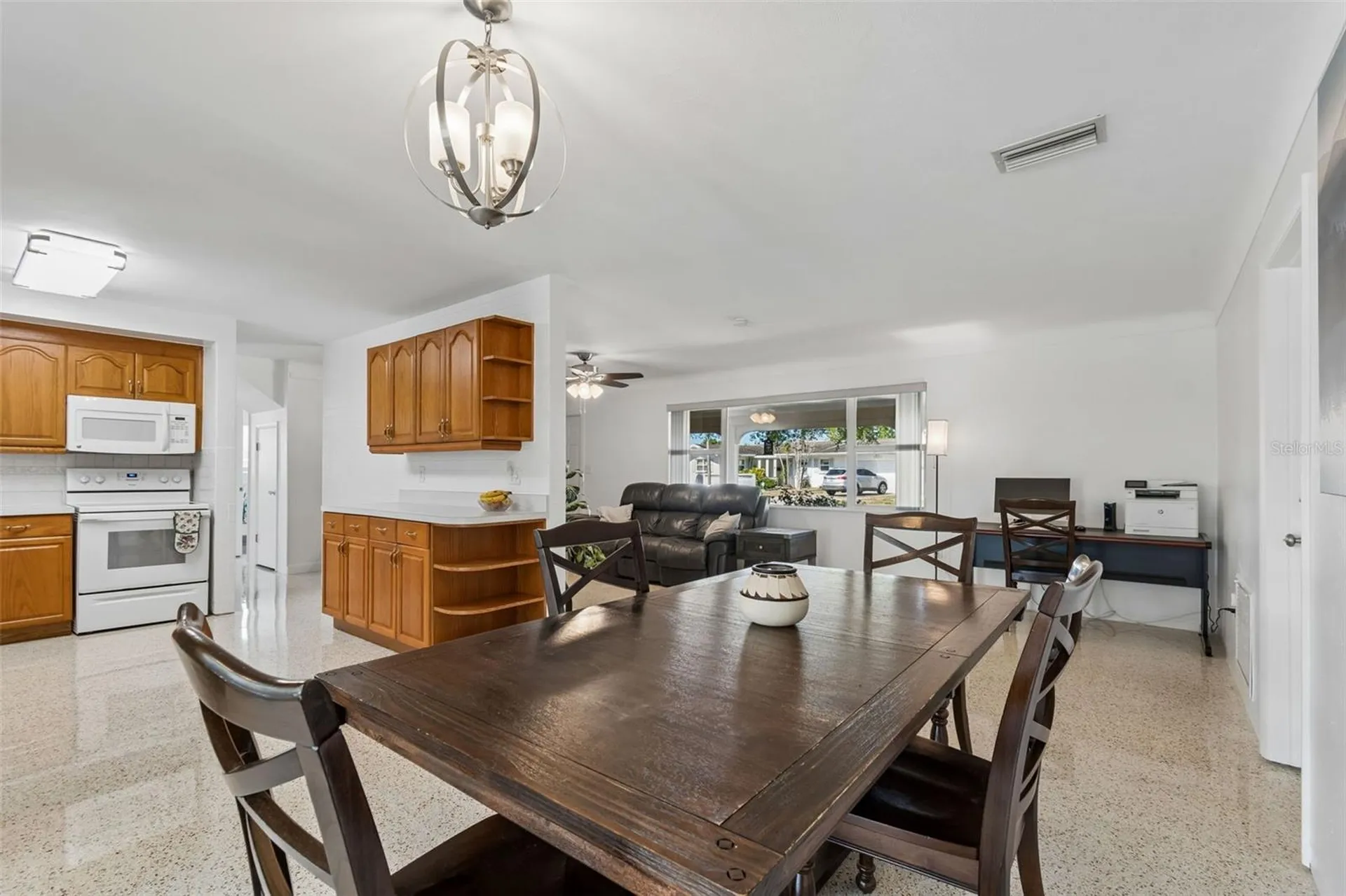 2863 60th Way N St Petersburg FL 33710