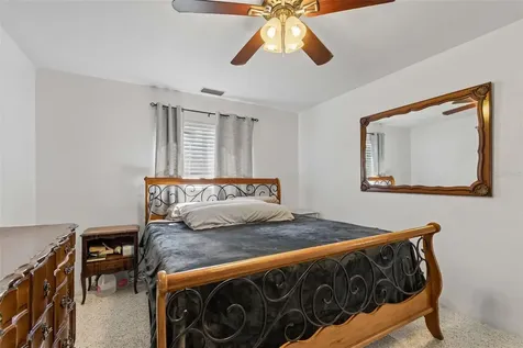 2863 60th Way N St Petersburg FL 33710
