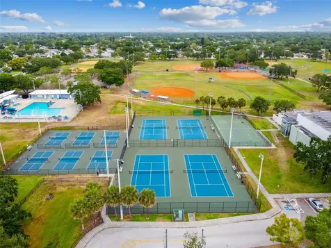 2863 60th Way N St Petersburg FL 33710