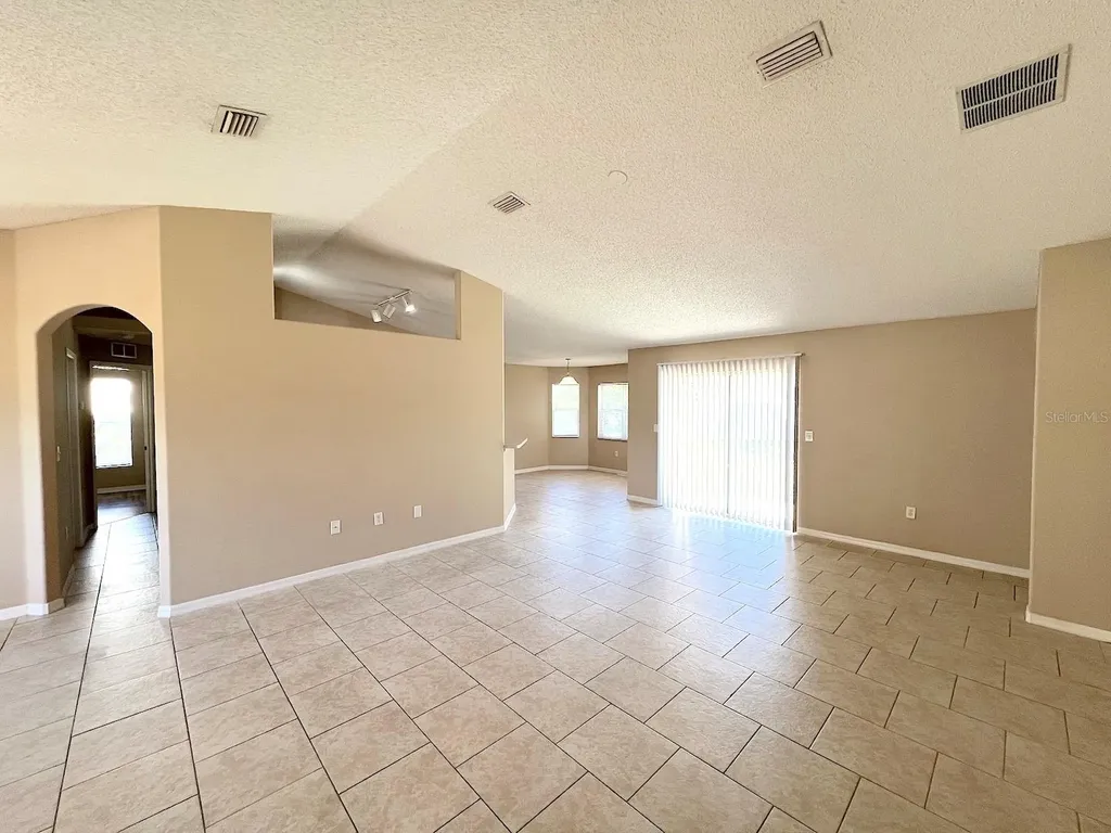 5 Pointer Place Palm Coast FL 32164