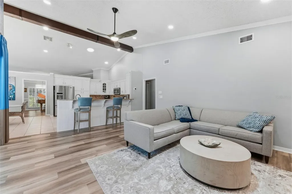 3285 Tarpon Woods Boulevard Palm Harbor FL 34685