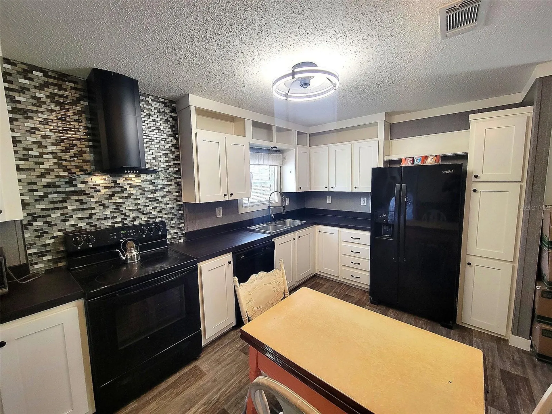 2231 SE State Road 121 Morriston FL 32668