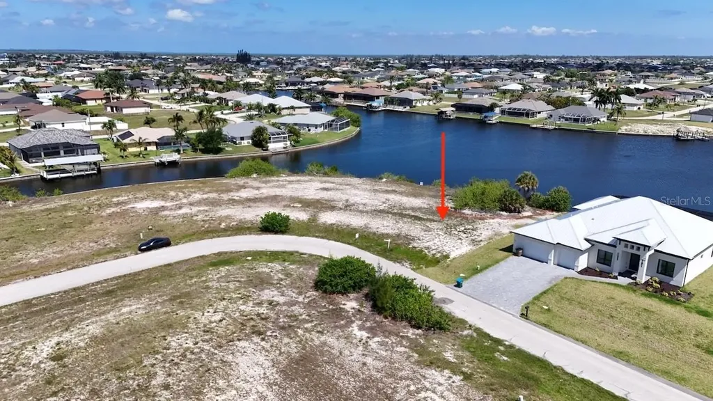 3233 NW 9th Street Cape Coral FL 33993