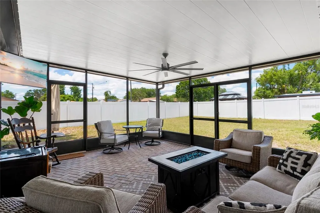 498 Clemson Drive Altamonte Springs FL 32714