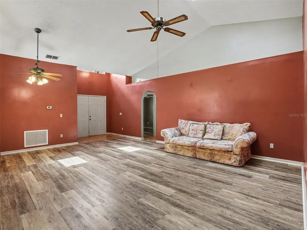 1126 Little Creek Road Orlando FL 32825