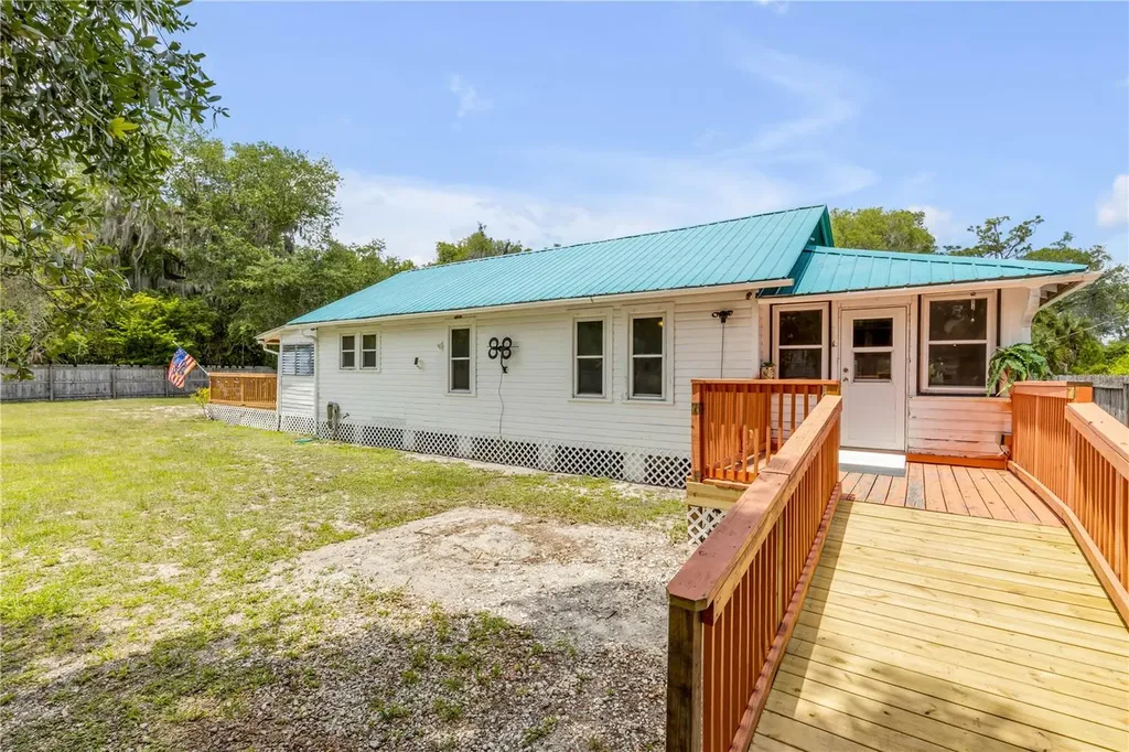 240 Miller Road Deland FL 32724