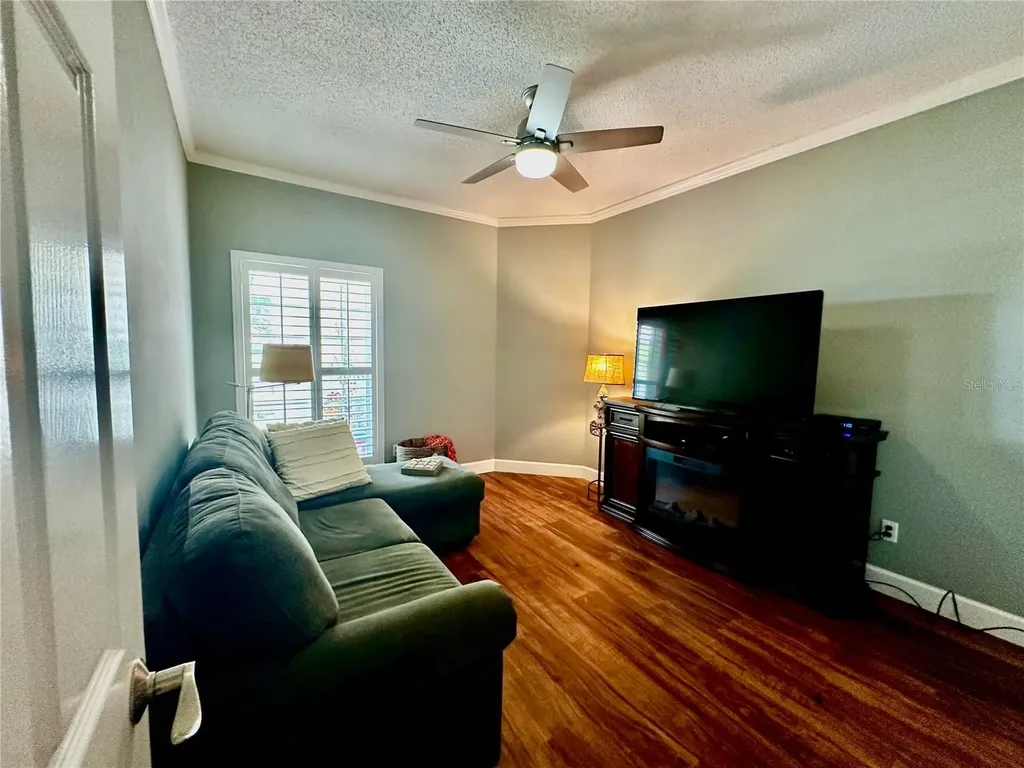2406 Sweetwater Country Club Drive Apopka FL 32712
