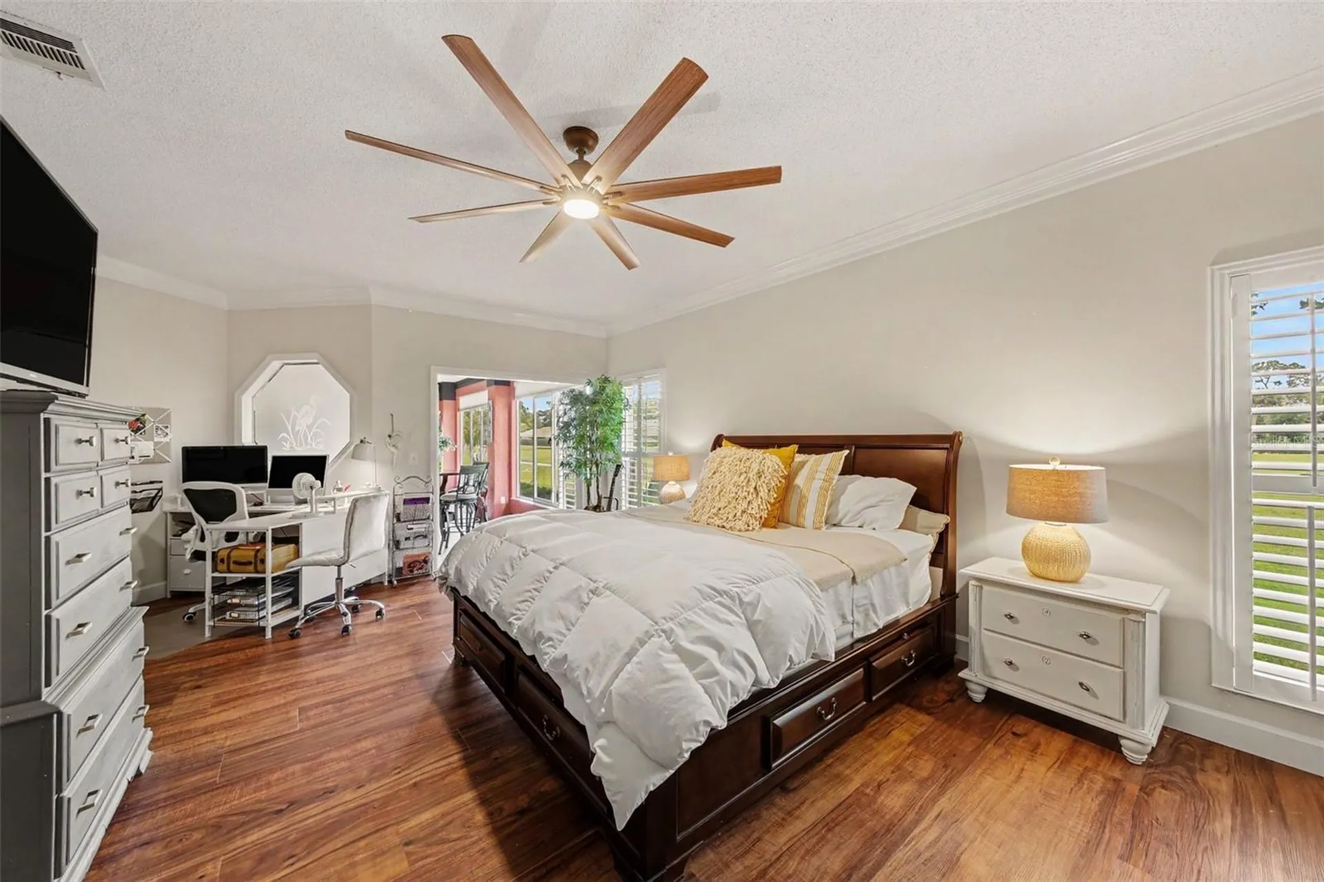 2406 Sweetwater Country Club Drive Apopka FL 32712