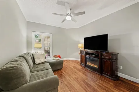 2406 Sweetwater Country Club Drive Apopka FL 32712