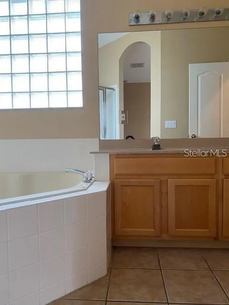 4905 Alavista Drive Orlando FL 32837