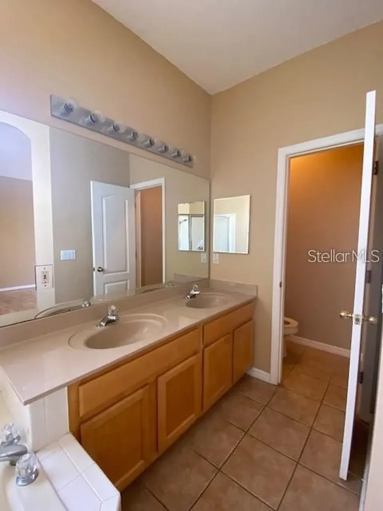 4905 Alavista Drive Orlando FL 32837