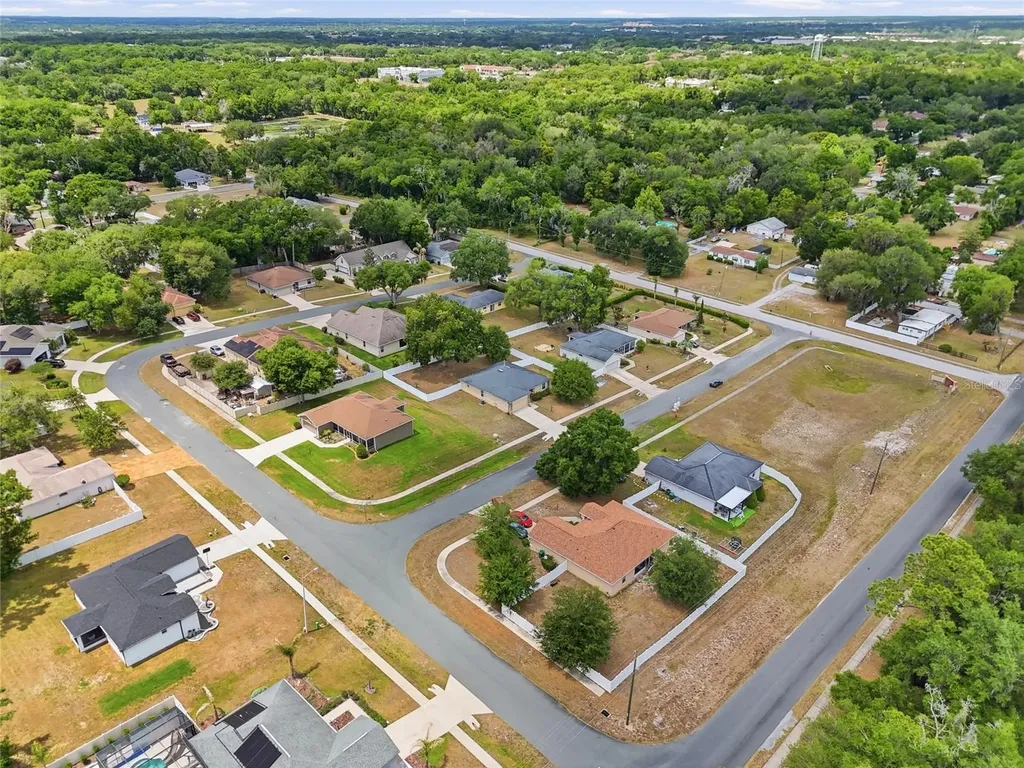 306 Stonepoint Lane Lady Lake FL 32159