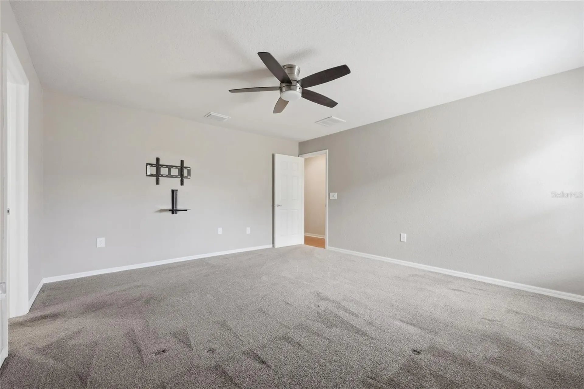 306 Stonepoint Lane Lady Lake FL 32159