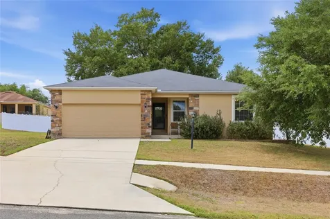 306 Stonepoint Lane Lady Lake FL 32159