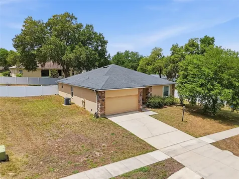 306 Stonepoint Lane Lady Lake FL 32159