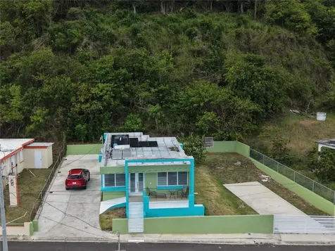 471 Calle 22 Bo. Mariani Maunabo PR 00707
