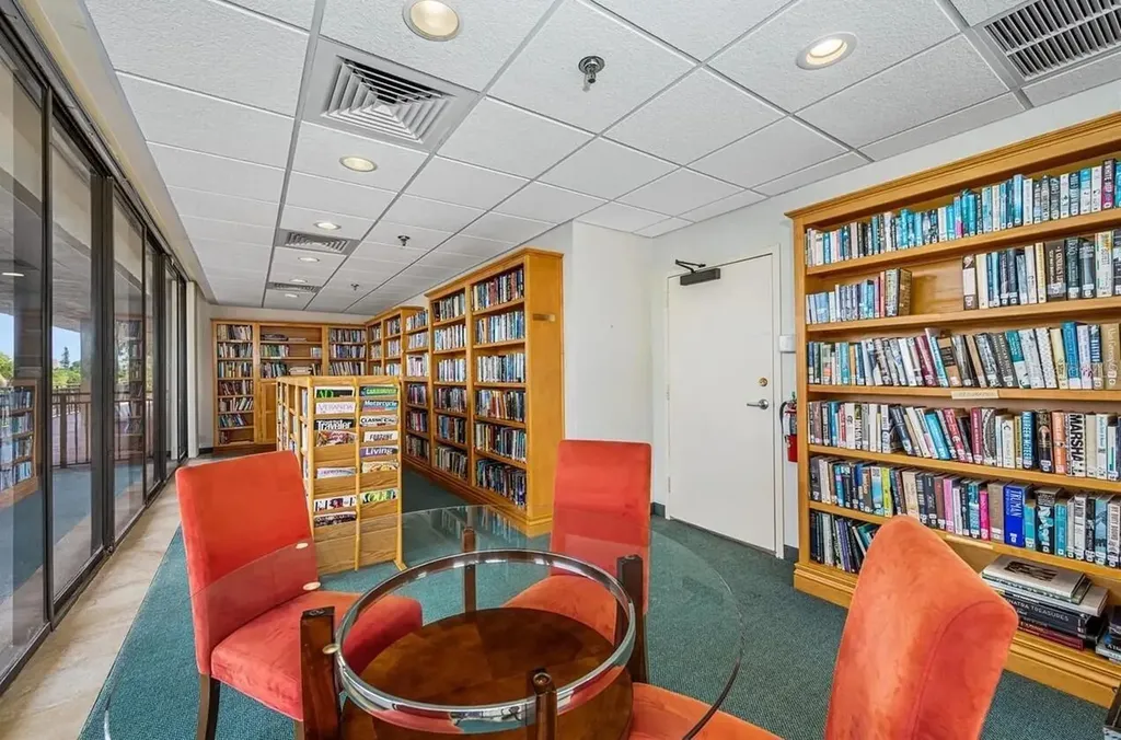 7600 Bayshore Drive Treasure Island FL 33706