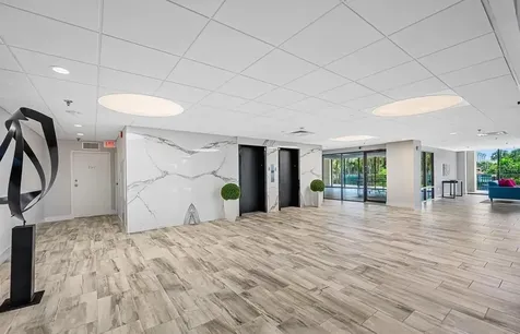 7600 Bayshore Drive Treasure Island FL 33706