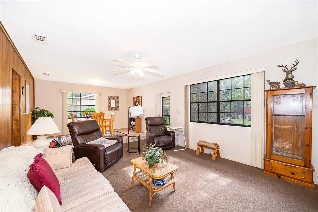 7 S Thacker Avenue Kissimmee FL 34741