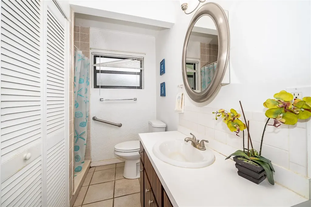 7 S Thacker Avenue Kissimmee FL 34741