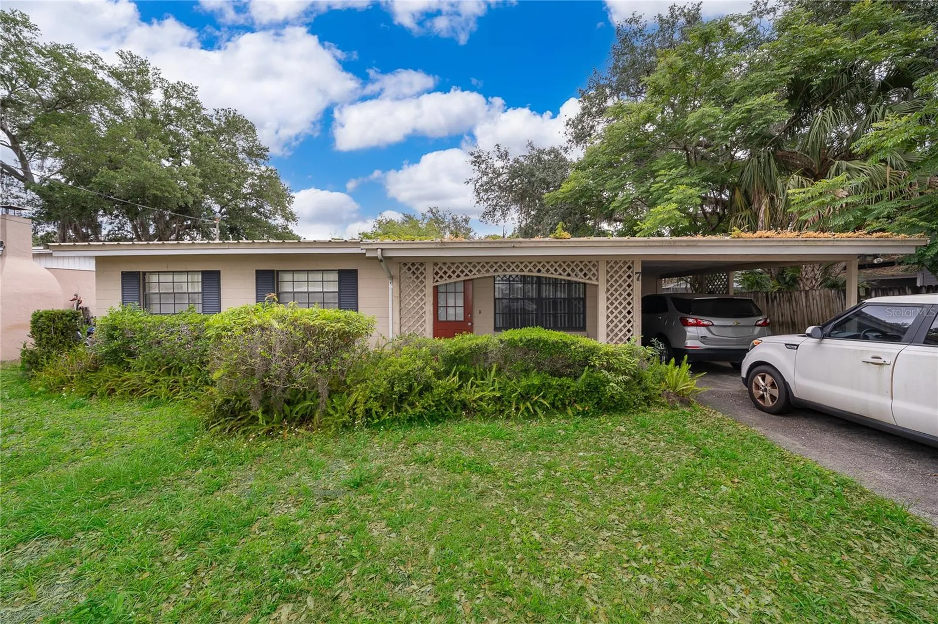 7 S Thacker Avenue Kissimmee FL 34741