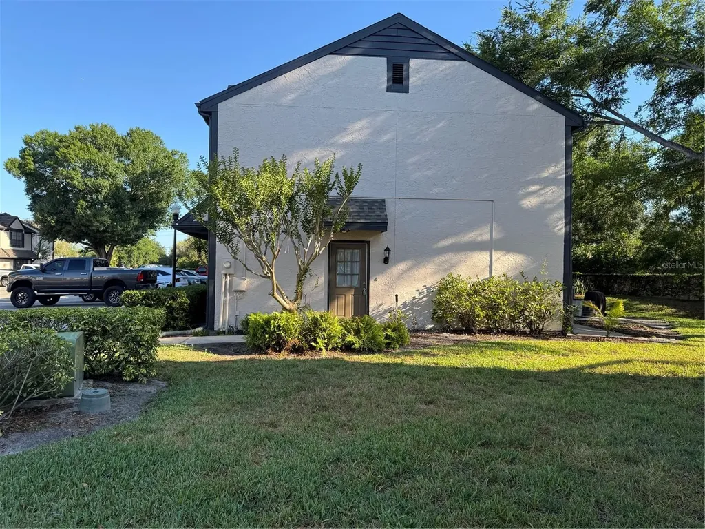 16573 Brigadoon Drive Tampa FL 33618
