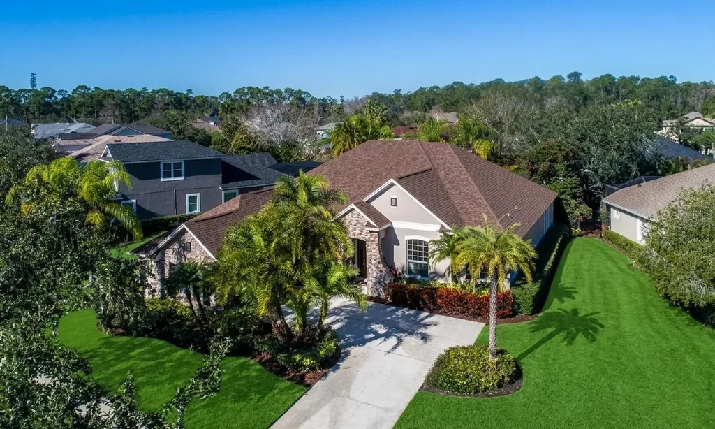 11909 Mandevilla Court Tampa FL 33626