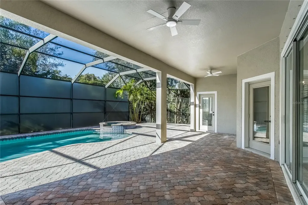 11909 Mandevilla Court Tampa FL 33626